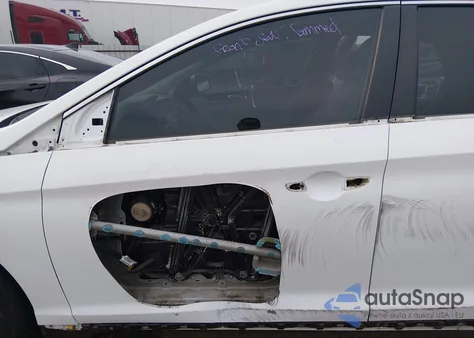 2016 Hyundai Sonata z USA, uszkodzony, nr VIN 5NPE24AF0GH396048